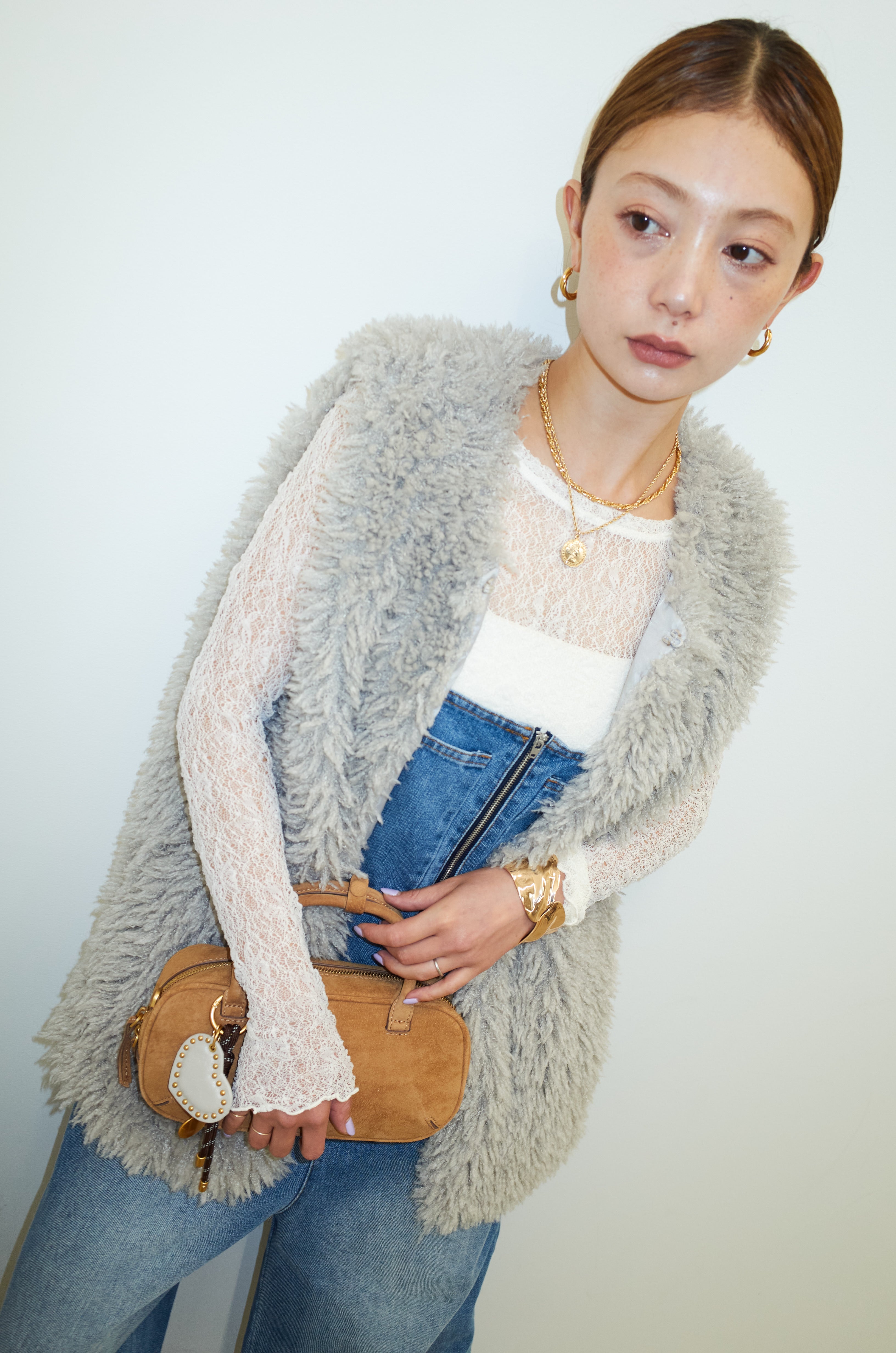 予約/SET]シアーレーストップス+プードルファーベスト(2set) – IAMALPHA