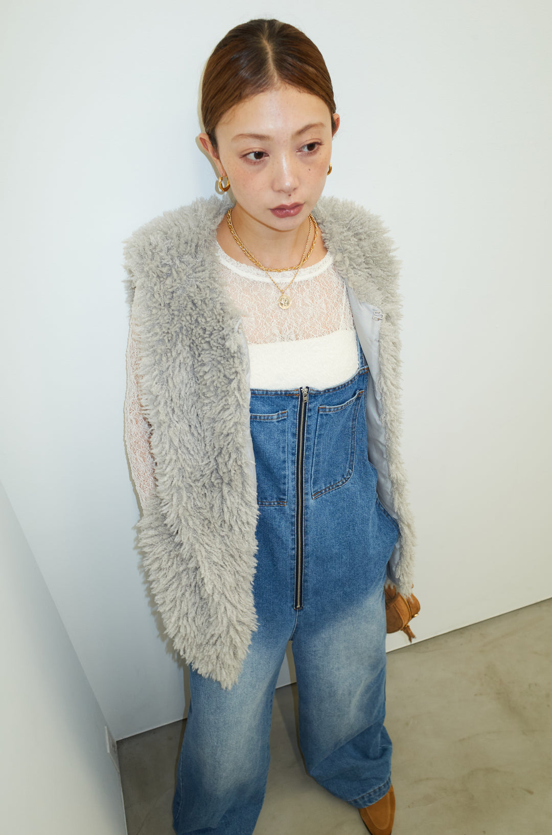 [予約/SET]プードルファーベスト+フロントジップストラップデザインデニムサロペット(2set)