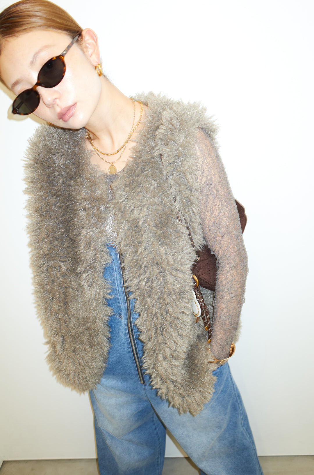 [予約/SET]プードルファーベスト+シアーレーストップス+フロントジップストラップデザインデニムサロペット(3set)