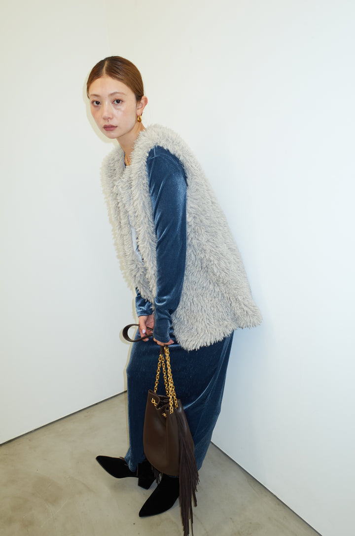 [予約/SET]ベロアバックオープンワンピース+プードルファーベスト(2set)