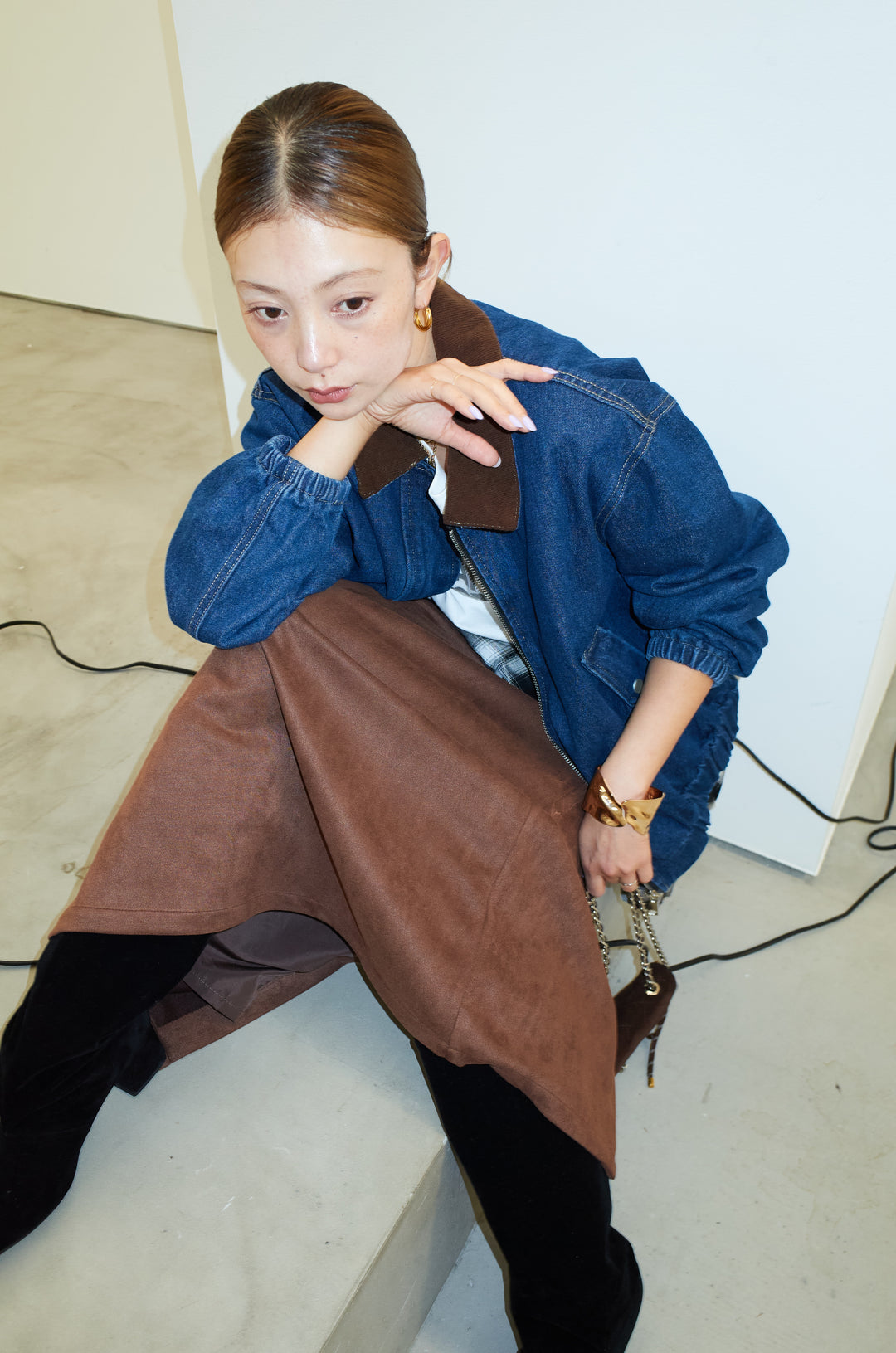 [予約/SET]コーデュロイ襟デニムブルゾン+ピグメントロゴショート丈T+フェイクスウェードペンシルSK(3set)