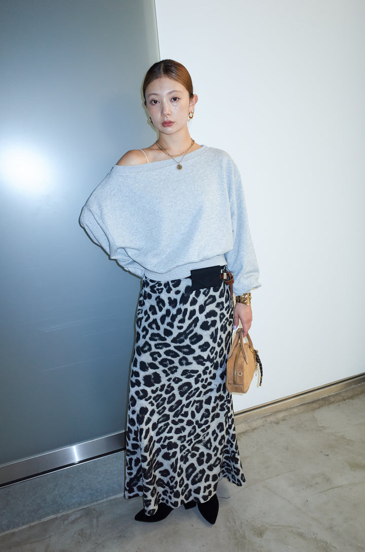 [予約/SET]裏毛アシメショルダープルオーバー+レオパードナロースカート(2set)