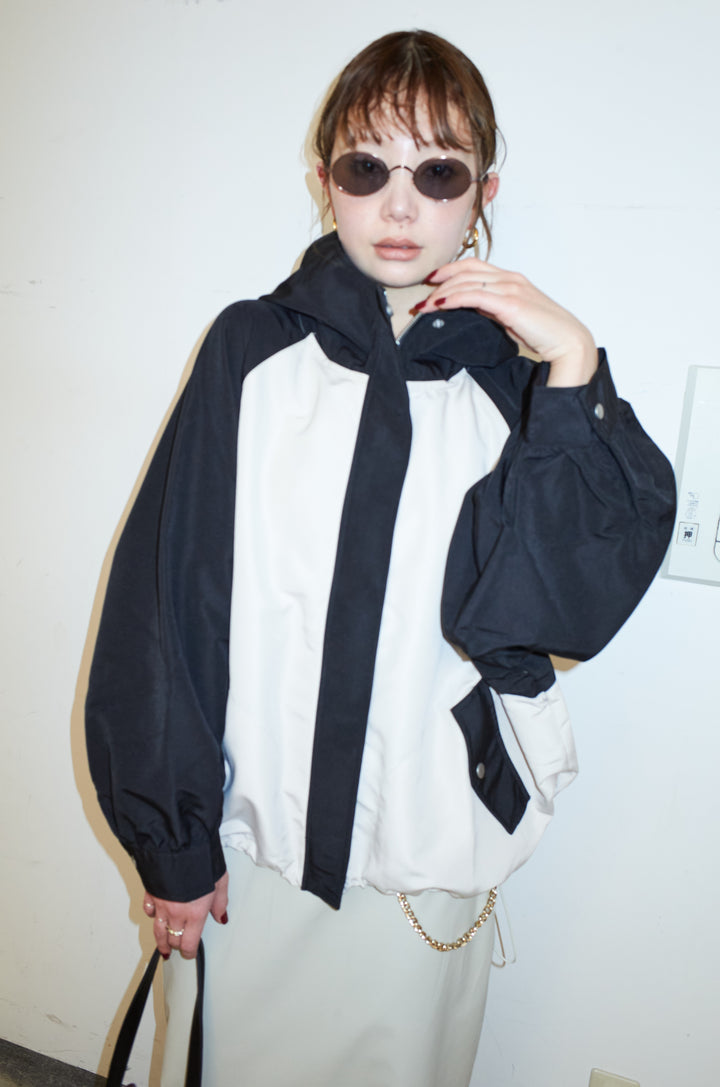 [予約]フードマウンテンパーカー