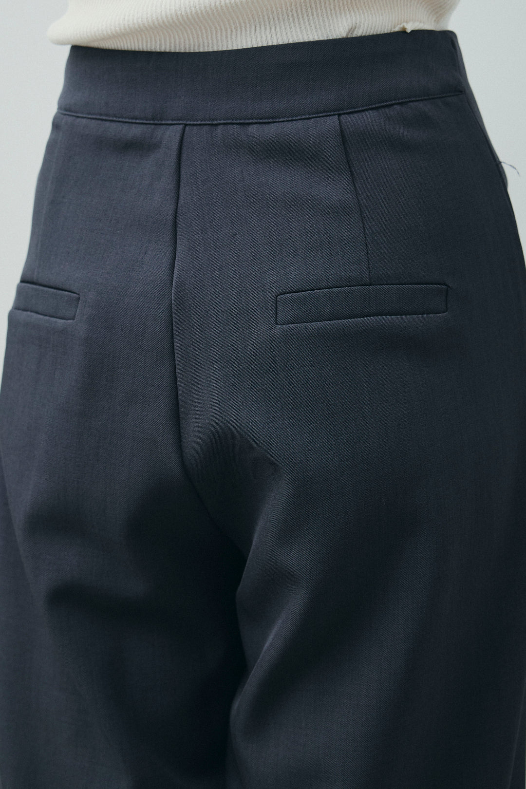 [予約/SET]ロゴプリントシアーニット+フロントクロスデザインワイドパンツ(2set)