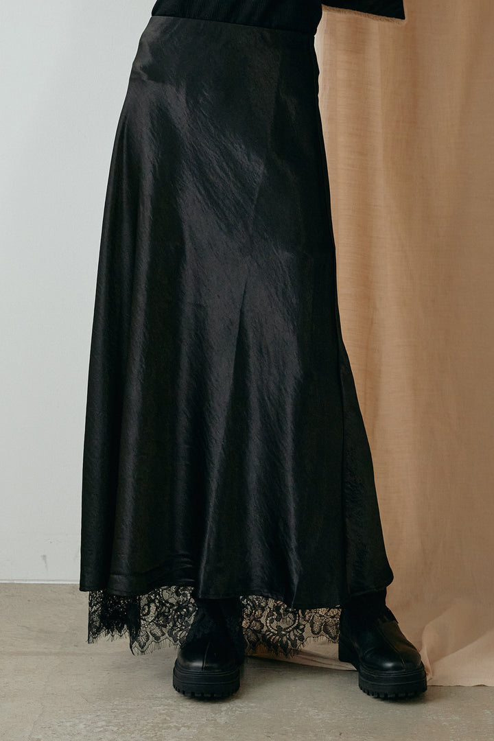 [予約]裾レースサテンスカート