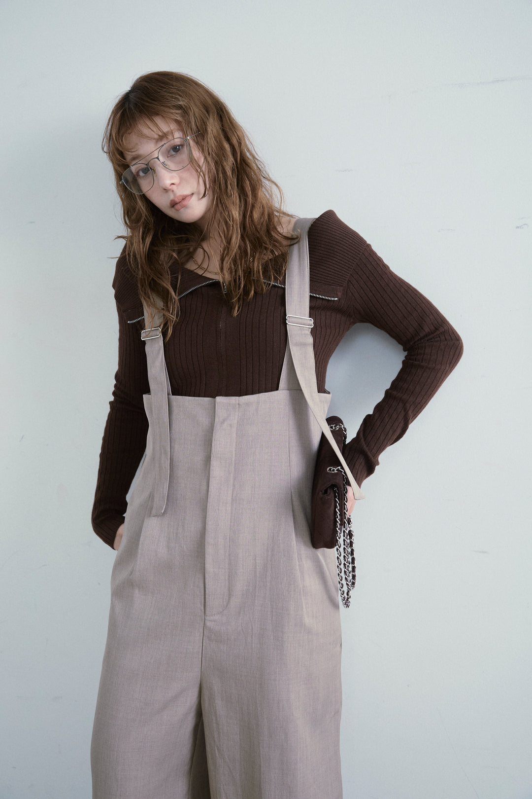 [予約/SET]ダブルジップオフショルリブニット+ハイウエストワイドサロペット(2set)