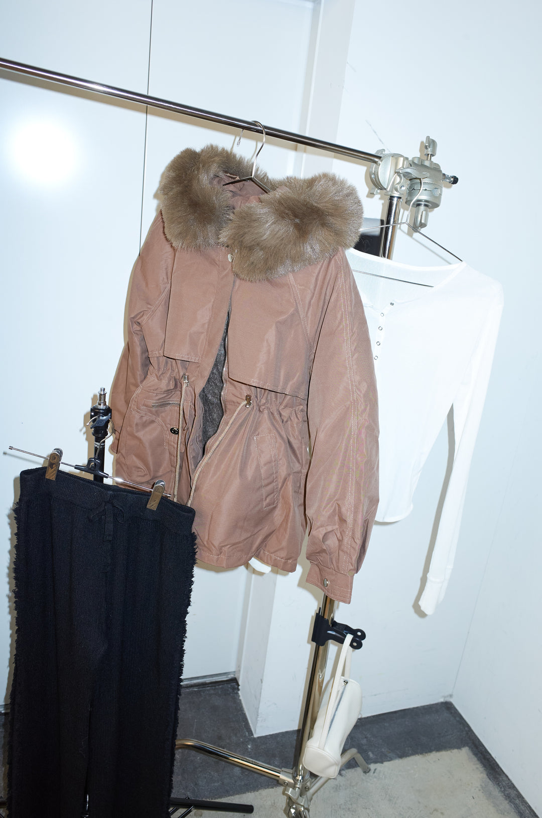 [予約/SET]ファーフード付きモッズコート+サイドフリンジニットパンツ(2set)