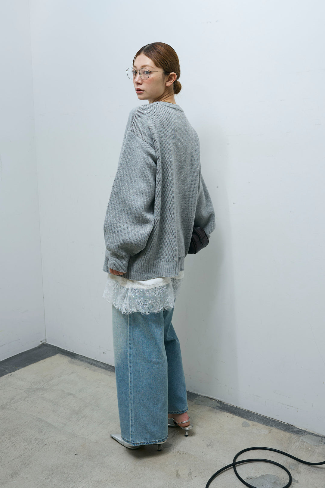 [予約/SET]バーナードジャガードプルオーバー+レースキャミ+ウエスト切り替えストレートデニム(3set)