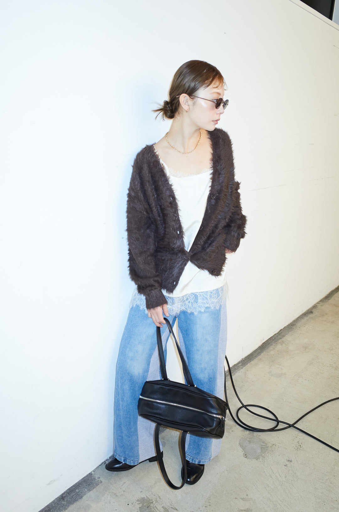 [予約/SET]起毛シャギーカーディガン+サテンレースキャミソール+スウェット切り替えデニムパンツ(3set)