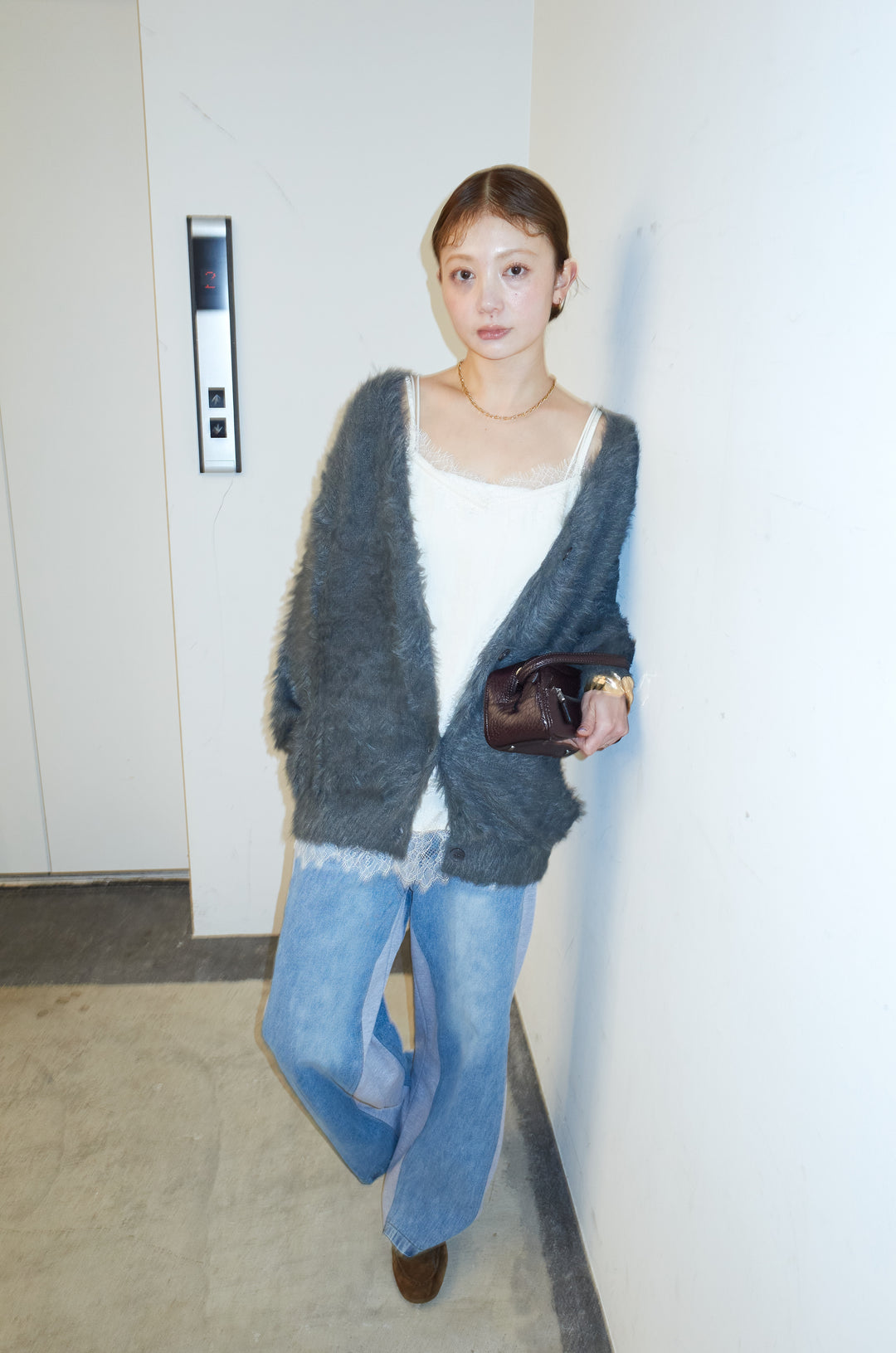 [予約/SET]起毛シャギーカーディガン+サテンレースキャミソール+スウェット切り替えデニムパンツ(3set)