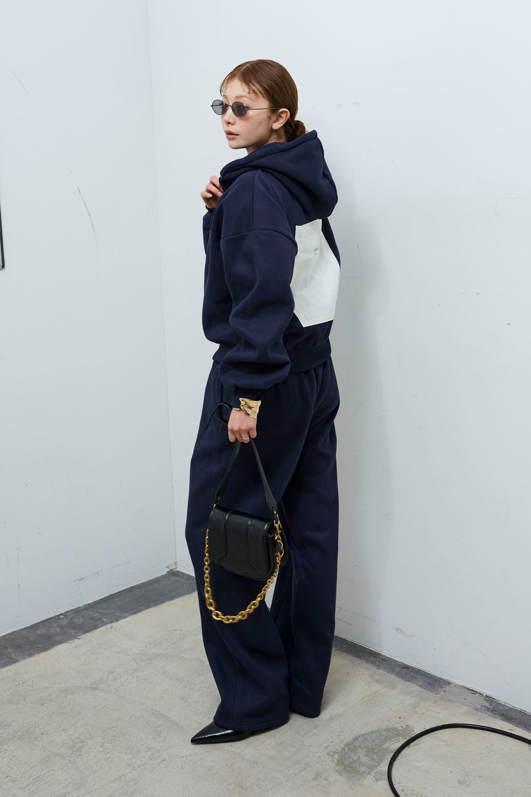 [予約/SET]バックラベルコンパクトフーディ+裏起毛立体カーブパンツ(2set)