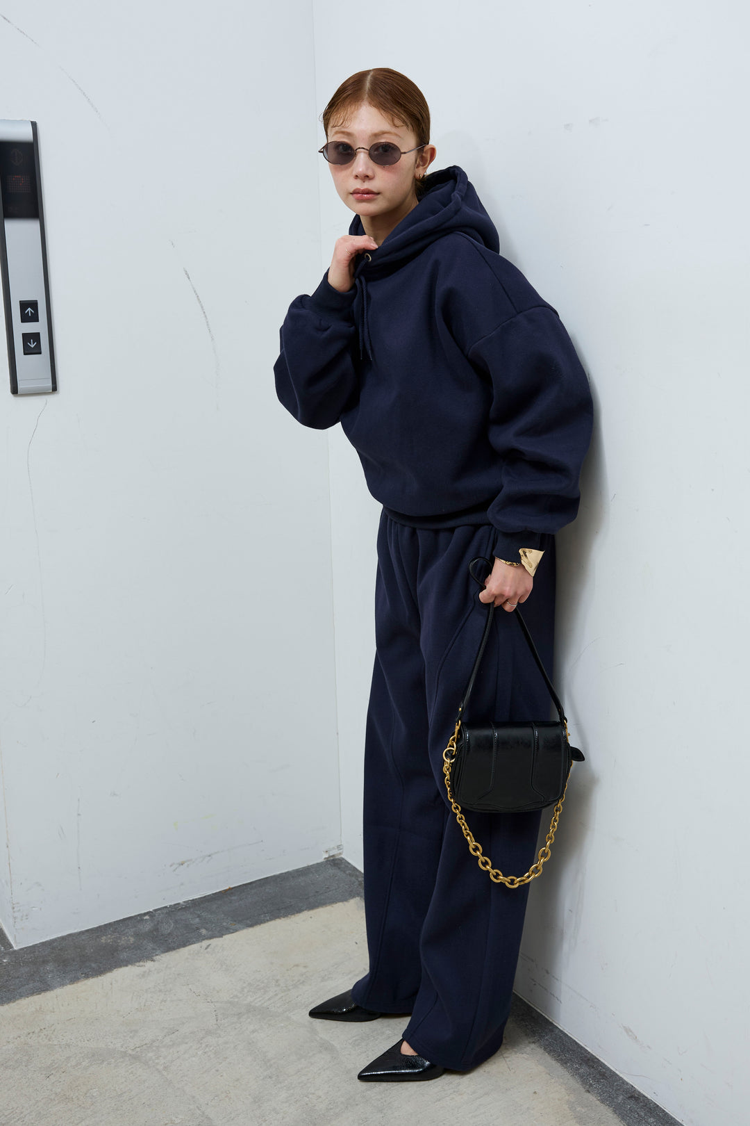 [予約/SET]バックラベルコンパクトフーディ+裏起毛立体カーブパンツ(2set)