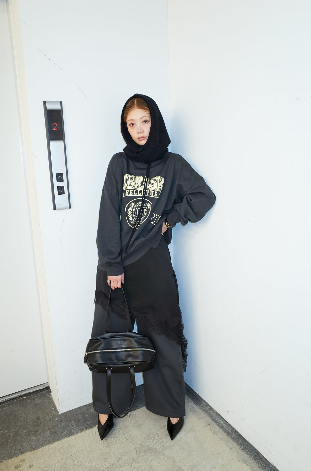 [予約/SET]カレッジプリントリメイク風スウェット+アシンメトリーレースロングキャミ(2set)