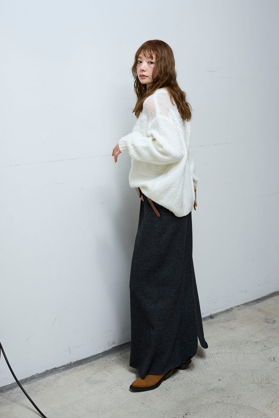 [予約/SET]切り替えパターンミニフリンジニット+アウトシームストレートスカート(2set)