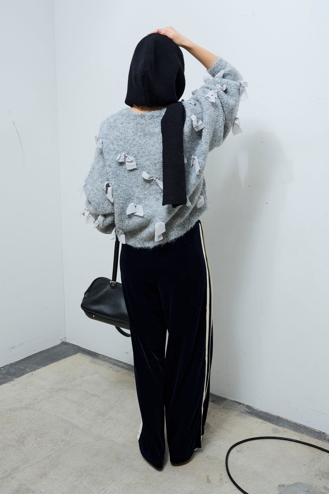 [予約/SET]ブークレー×ジョーゼットリボンニット+ベロアサイドラインイージーパンツ(2set)