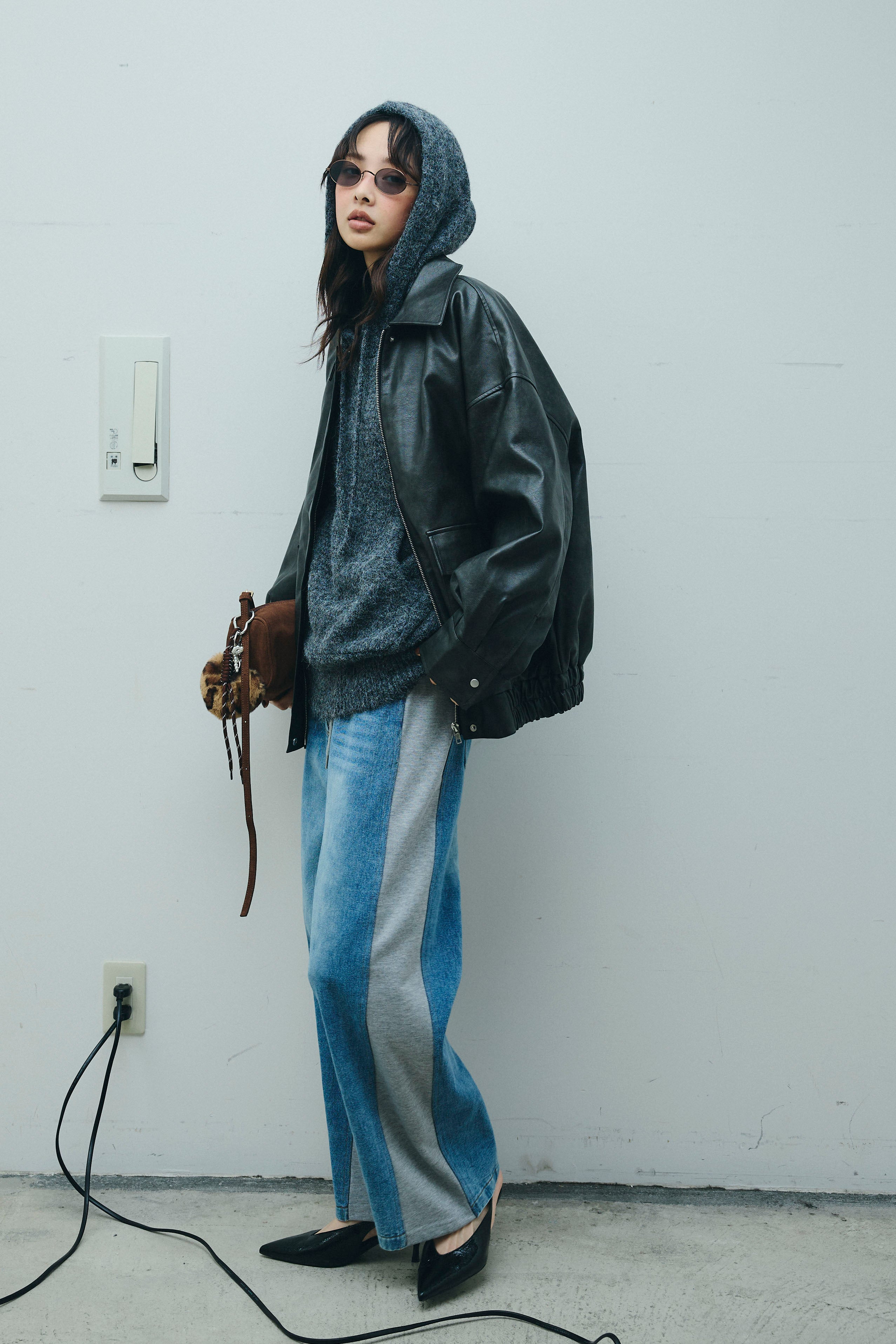 予約/SET]フェイクレザーオーバーサイズブルゾン+ニットフーディ(2set