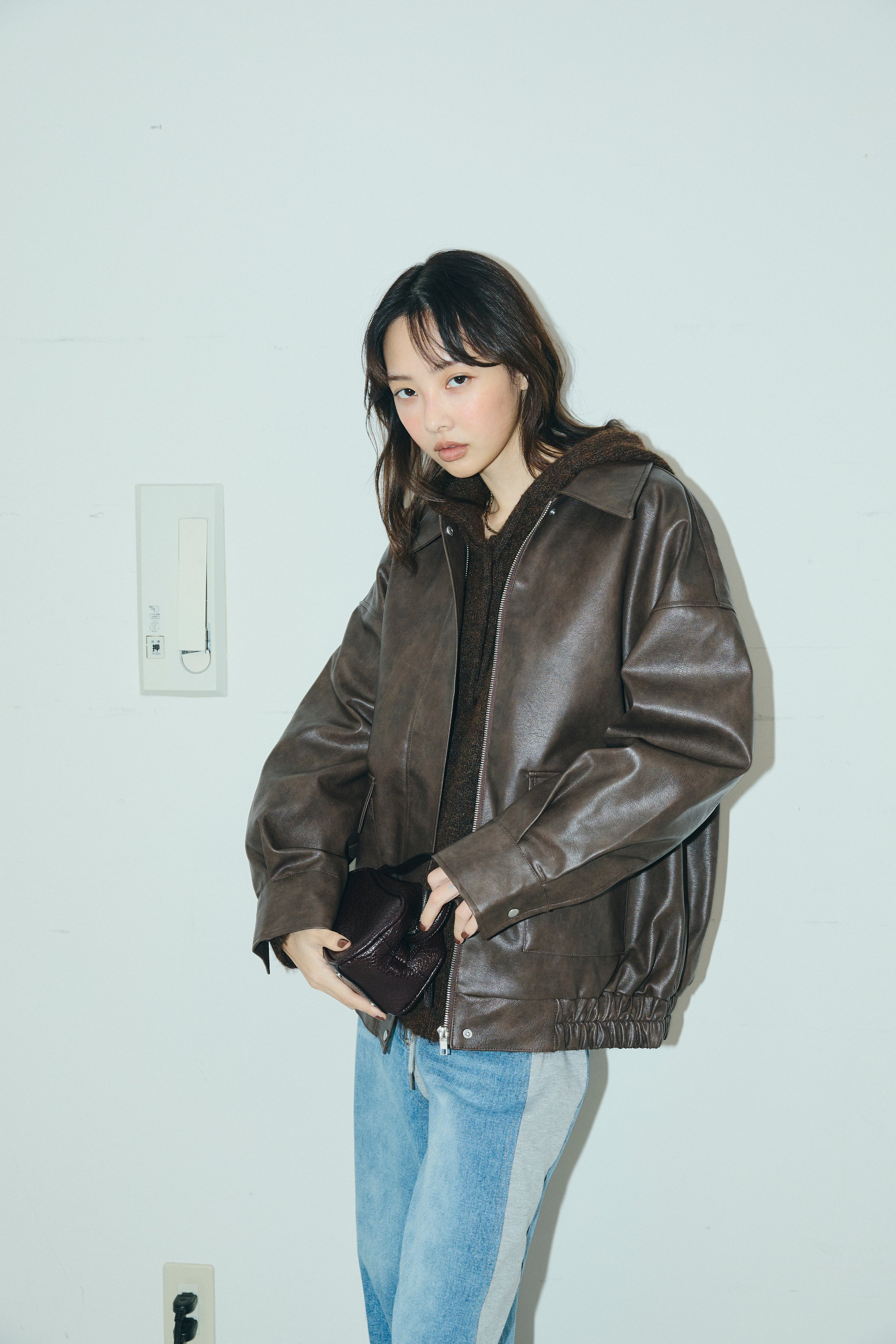 予約/SET]フェイクレザーオーバーサイズブルゾン+ニットフーディ(2set