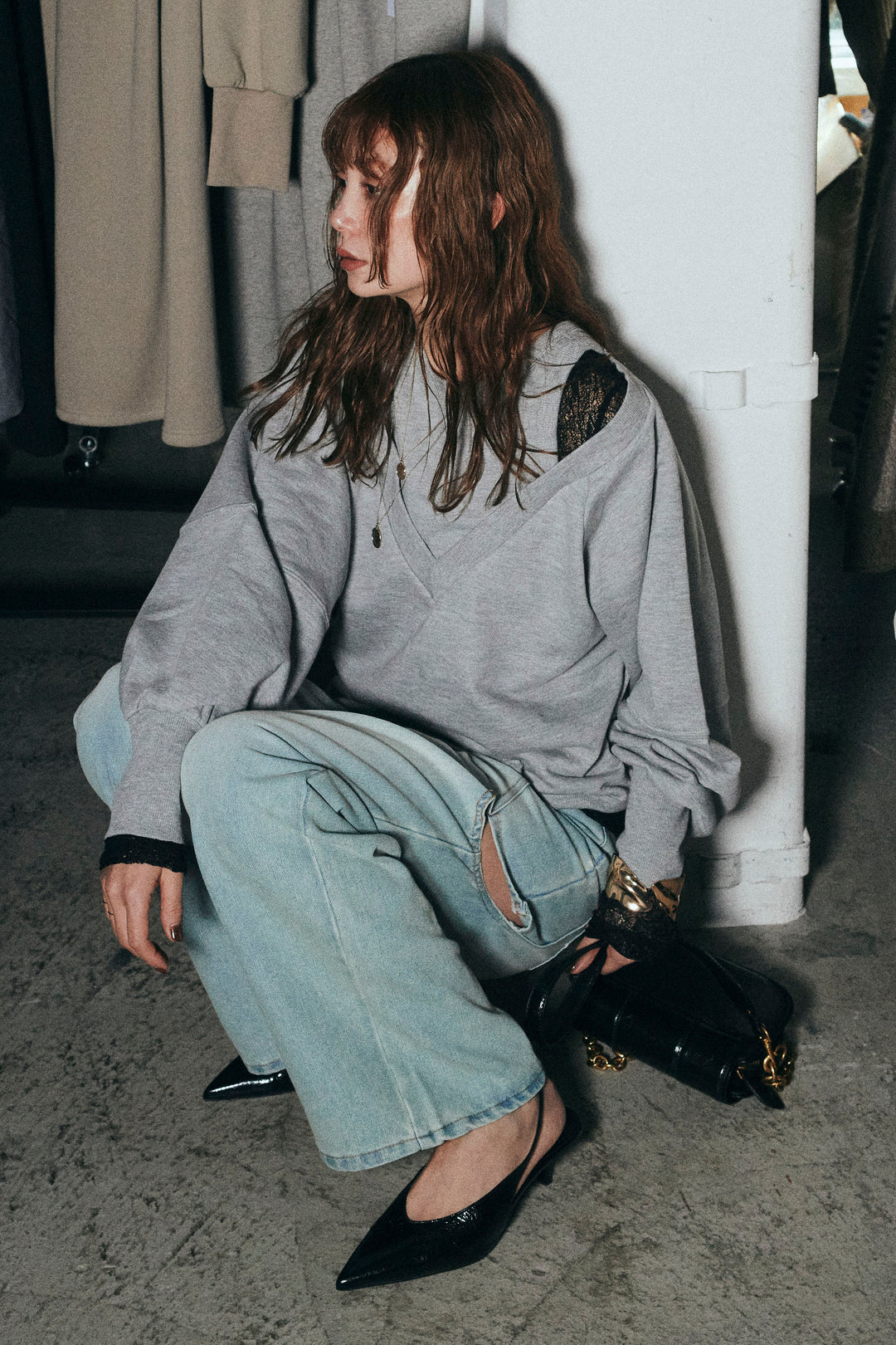 [予約/SET]カットアウトランタンスリーブスウェット+シアーレーストップス(2set)