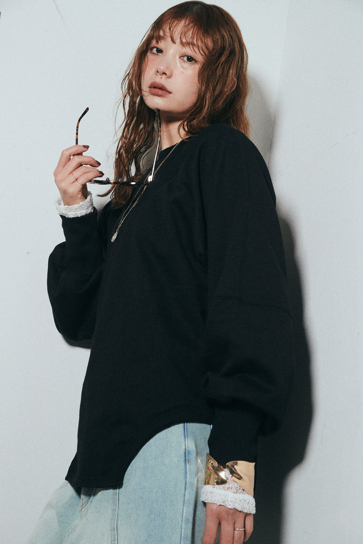 カットアウトランタンスリーブスウェット