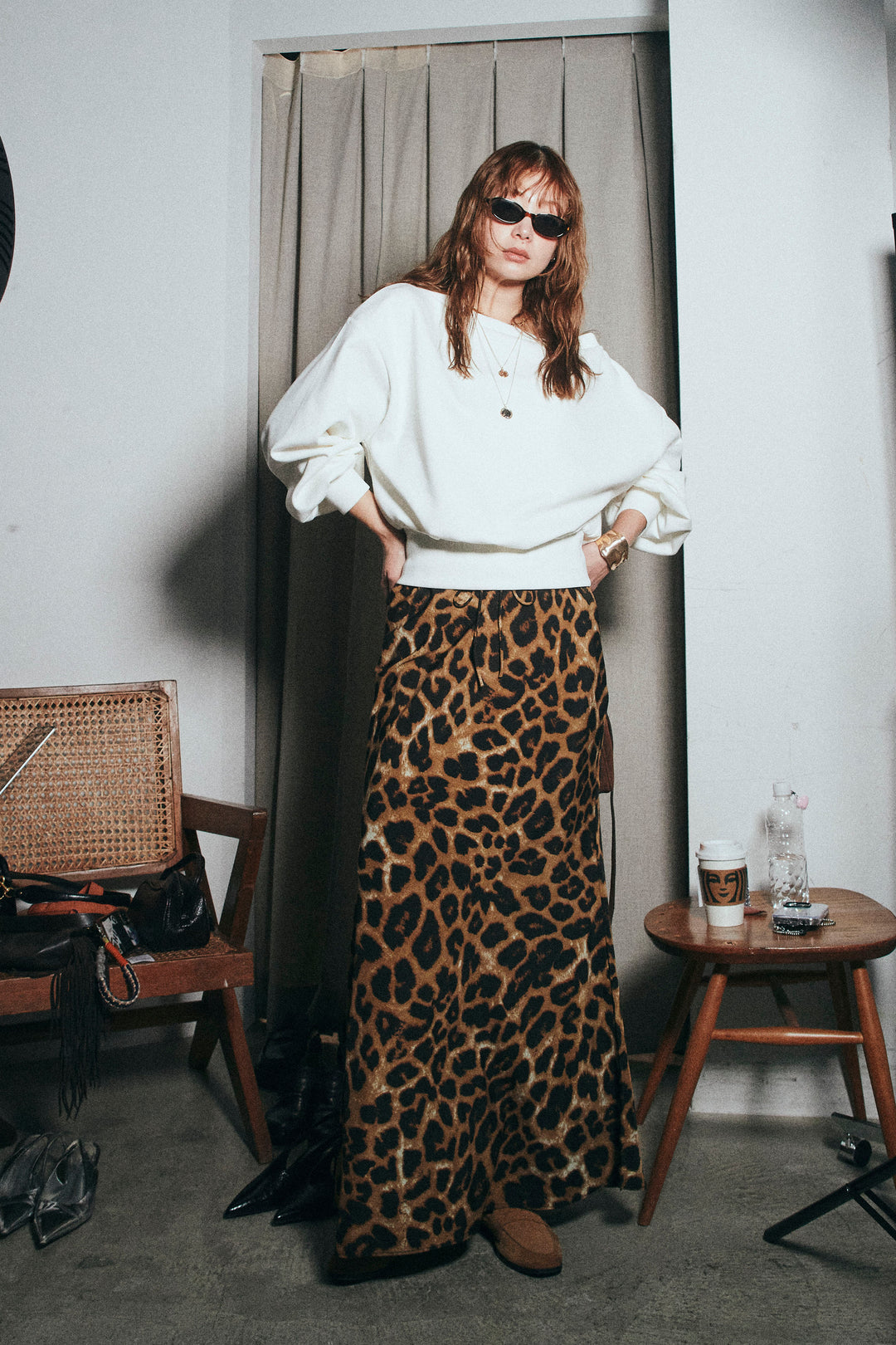 [予約/SET]オフショルスウェットプルオーバー+レオパードナロースカート(2set)