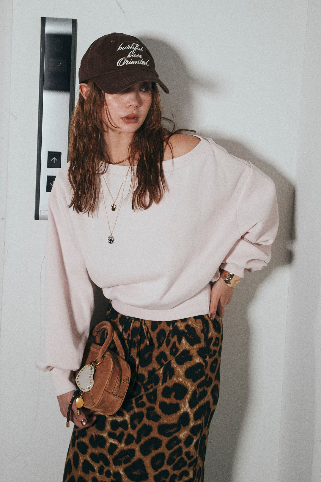 オフショルスウェットプルオーバー