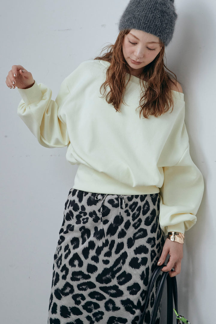 [予約/SET]オフショルスウェットプルオーバー+レオパードナロースカート(2set)