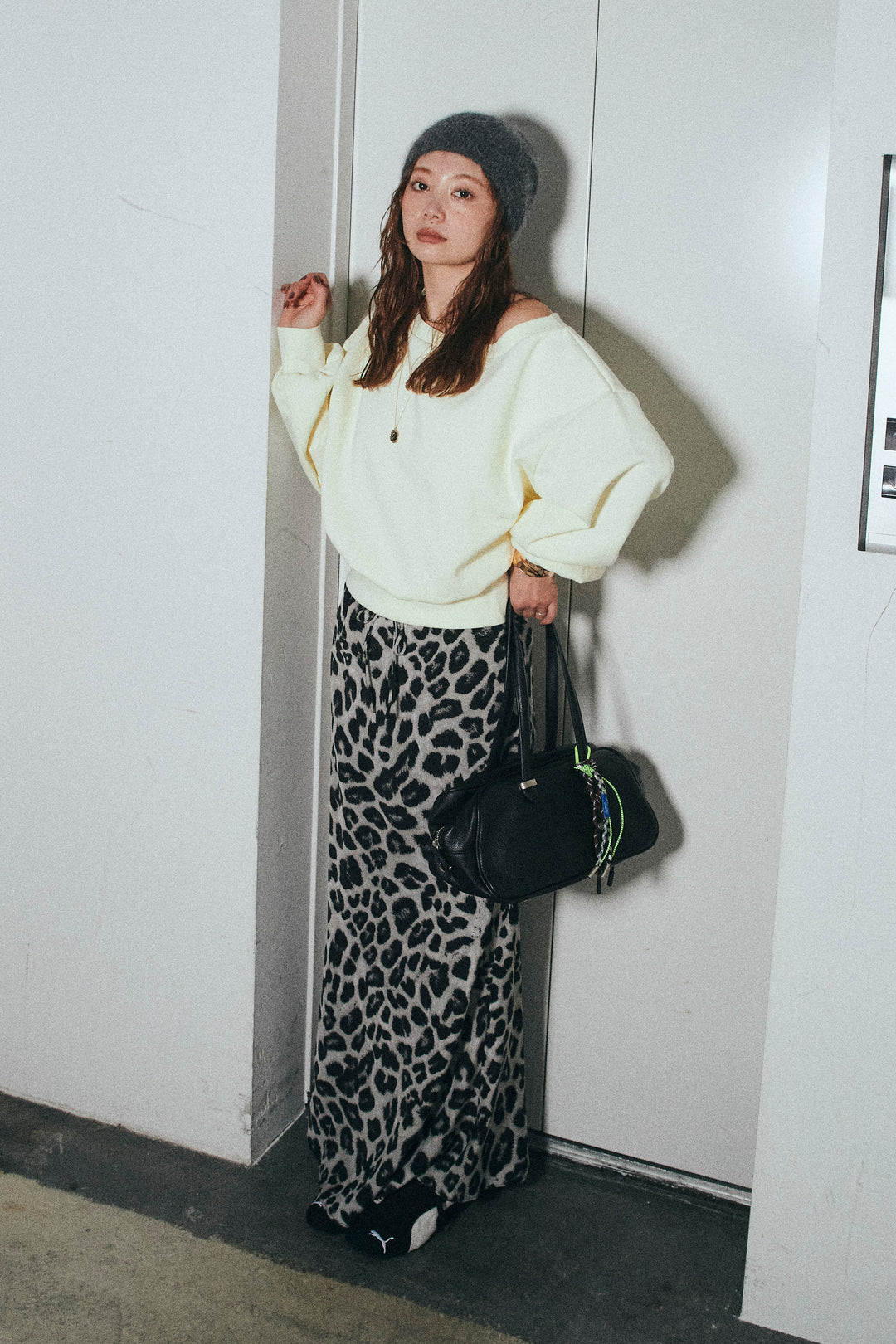 [予約/SET]オフショルスウェットプルオーバー+レオパードナロースカート(2set)