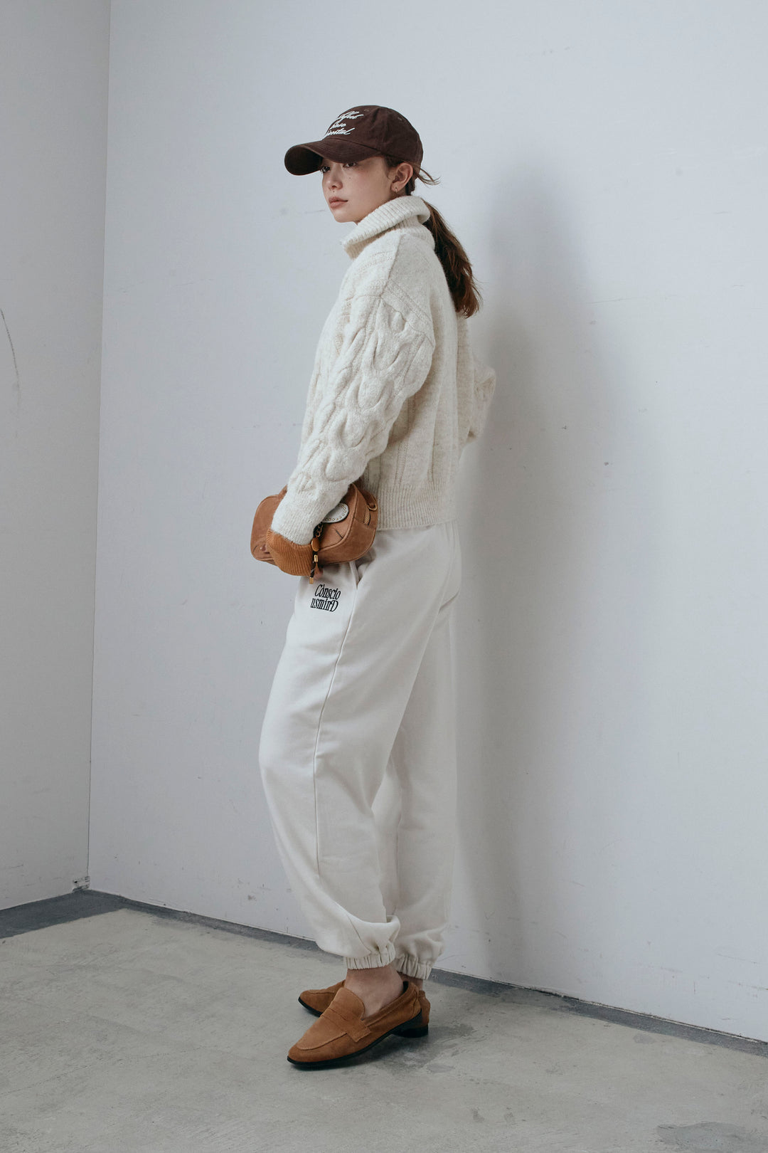 [予約/SET]ダブルジップケーブルハイネックPO+配色ミニハイネックリブTOPS+ロゴ刺繍ジョガー パンツ(3set)