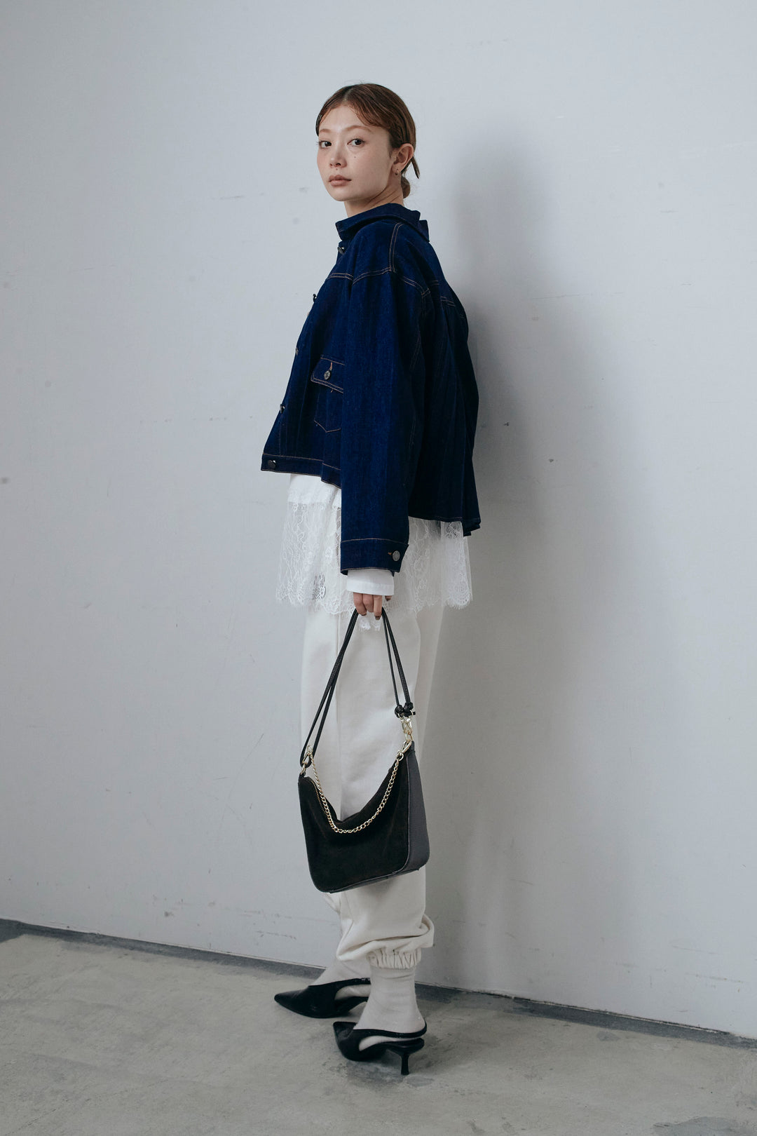 [予約/SET]バックプリーツデニムJK+レースコンビカットソー+ロゴ刺繍ジョガー パンツ(3set)