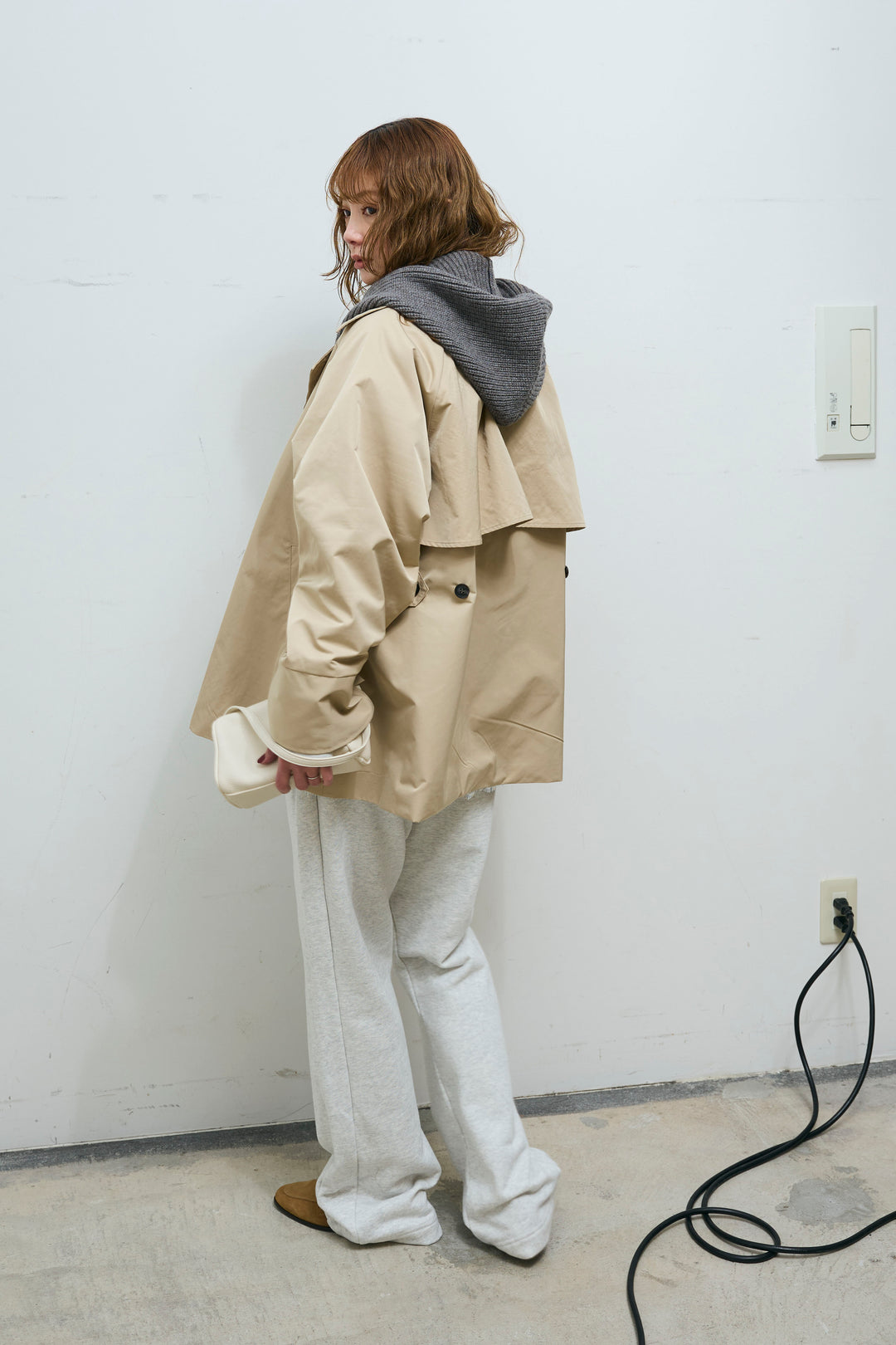[予約/SET]ナイロンショートトレンチコート+スウェットフレアパンツ(2set)