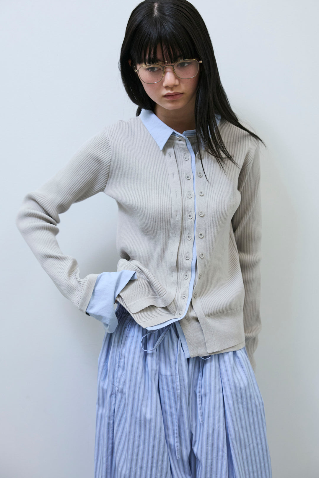 [予約/SET]襟ドッキングカーディガン+ランダムストライプタックカーブパンツ(2set)