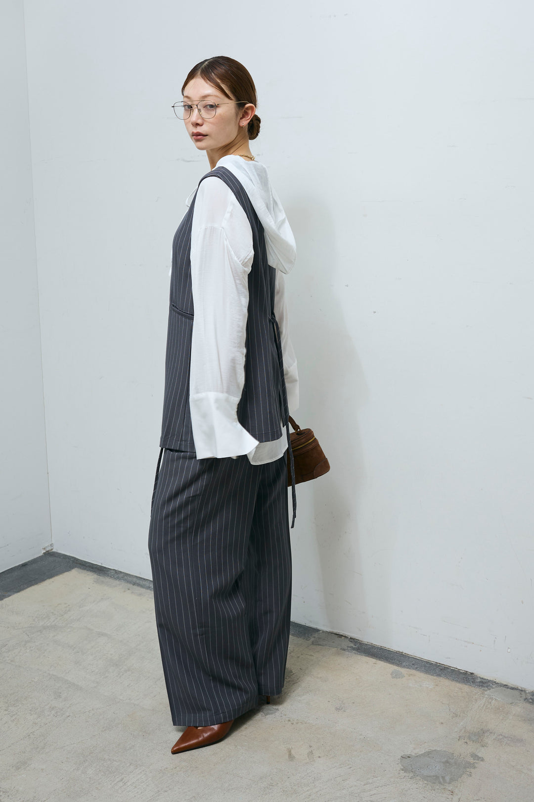 [予約/SET]ウェーブジレ+リボン付きストレートパンツ(2set)