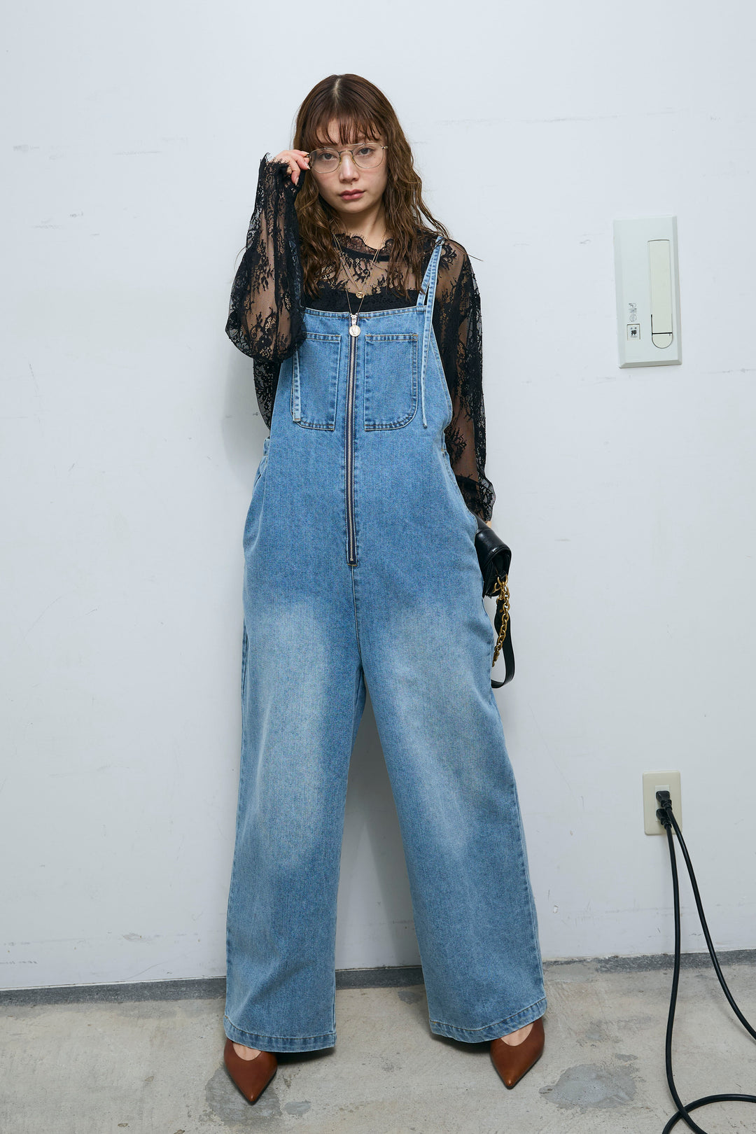 [予約/SET]シアーレースブラウス+フロントジップストラップデザインデニムサロペット(2set)