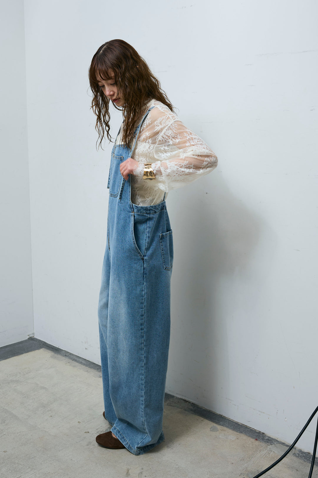 [予約/SET]シアーレースブラウス+フロントジップストラップデザインデニムサロペット(2set)