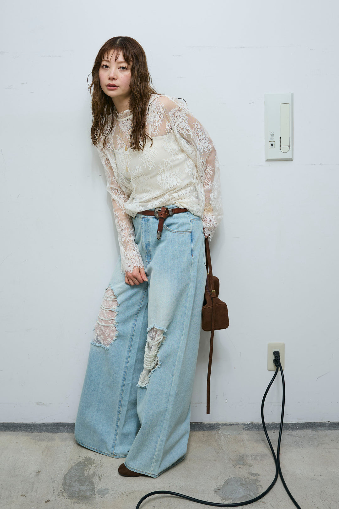 [予約/SET]シアーレースブラウス+レース付きダメージデニム(2set)