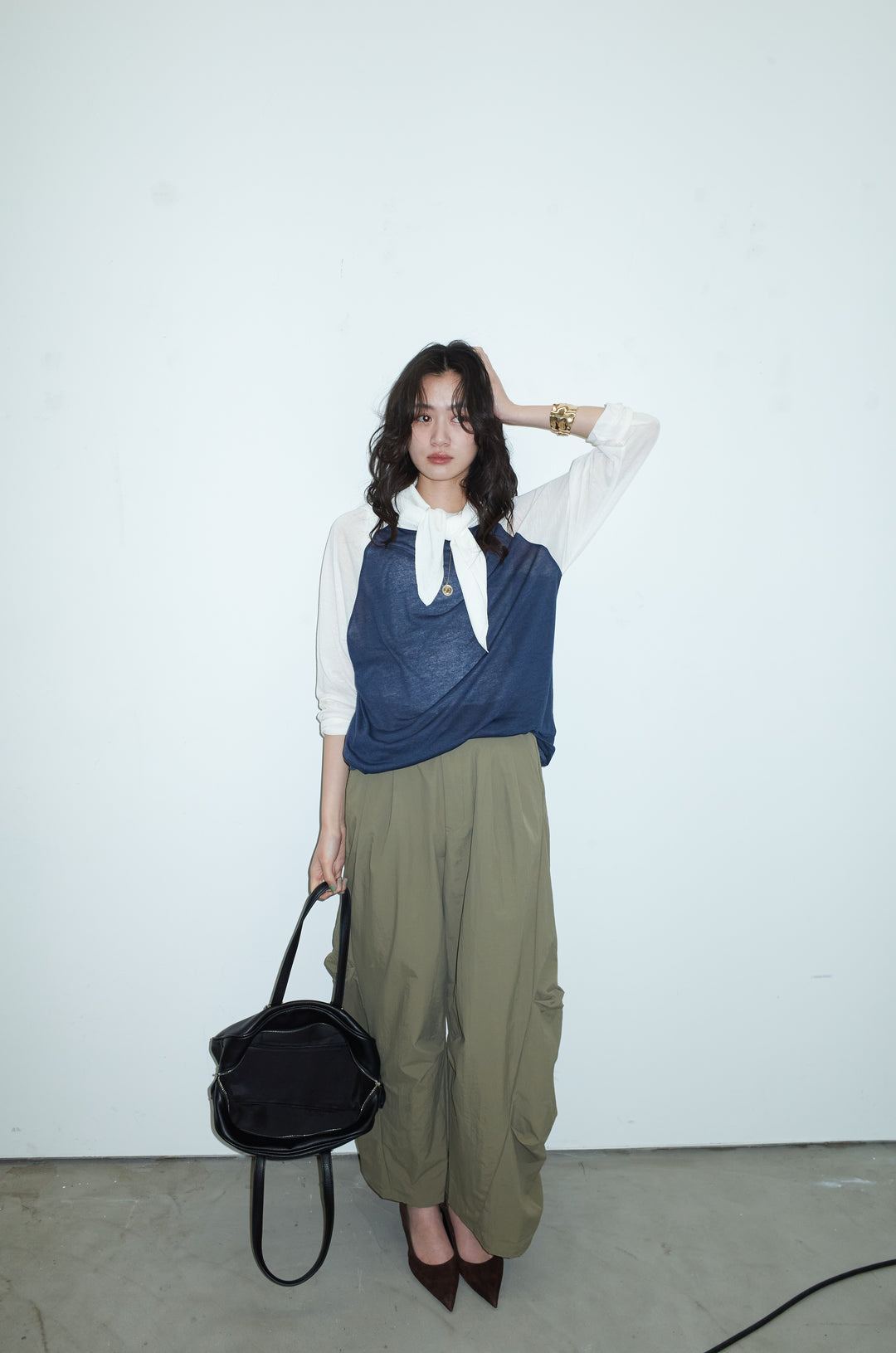 [予約/SET]シアーラグランPO+レーヨン混マルチWAYニットスカーフ+ドライタフタバレルレッグパンツ(3set)