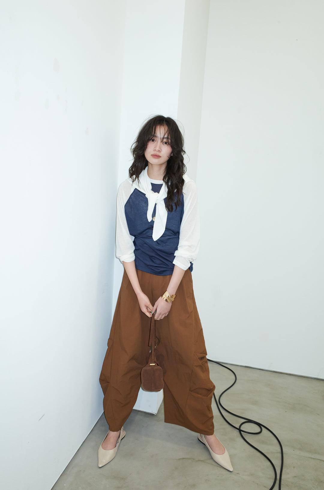 [予約/SET]シアーラグランPO+レーヨン混マルチWAYニットスカーフ+ドライタフタバレルレッグパンツ(3set)