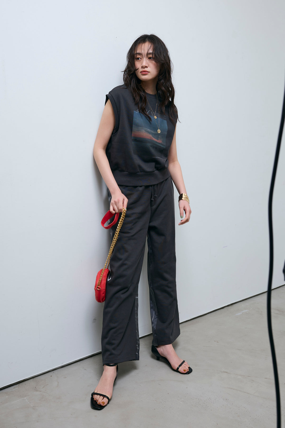 [予約/SET]フォトプリント裏毛ノースリPO+異素材切り替え裏毛パンツ(2set)