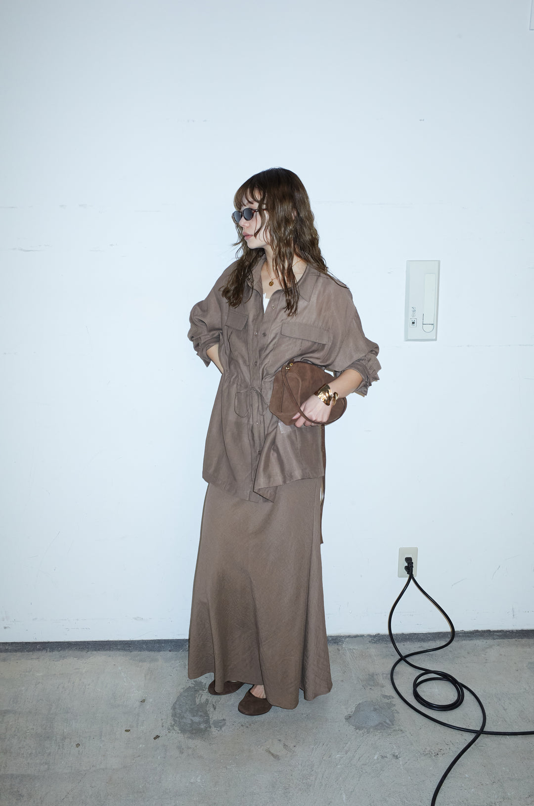 [予約/SET]リネンブレンドライトシアードロストシャツ+リネンブレンドロングナロースカート(2set)