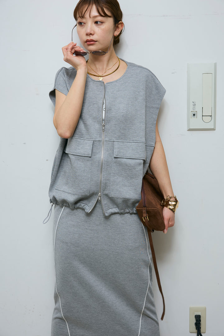 [予約]ボンディング生地ジップベスト