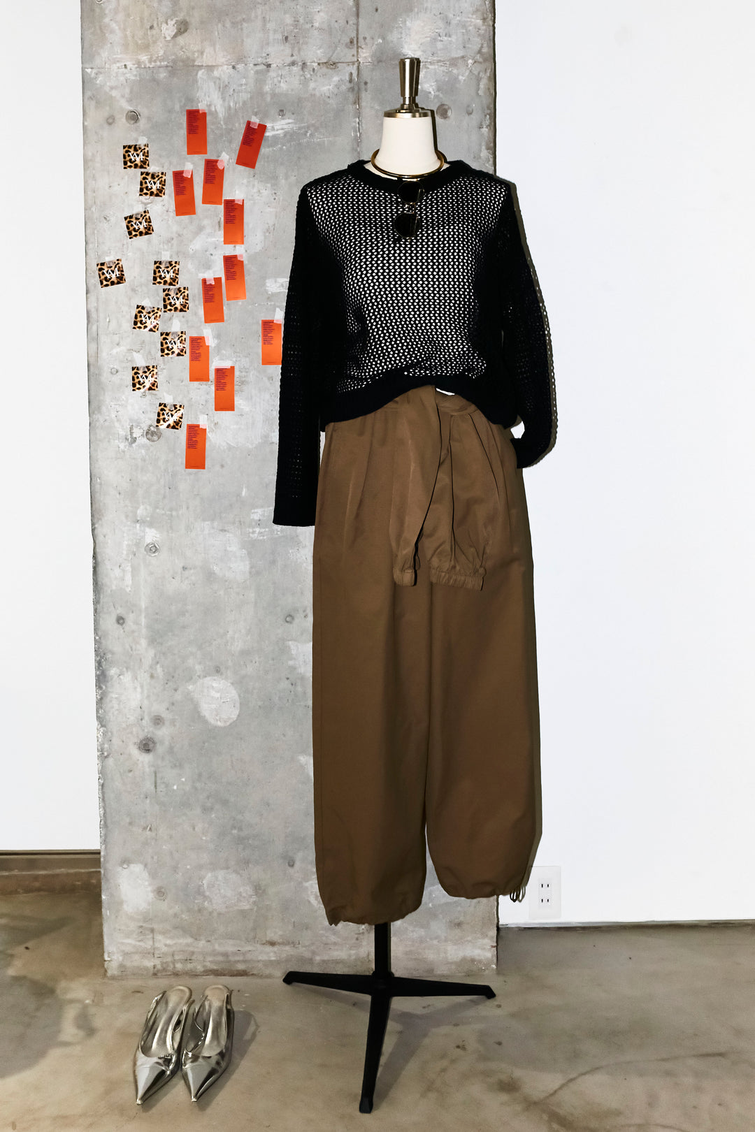 [予約/SET]メッシュニットプルオーバー+合繊ツイルスタンドウエストラップジョガーPT(2set)