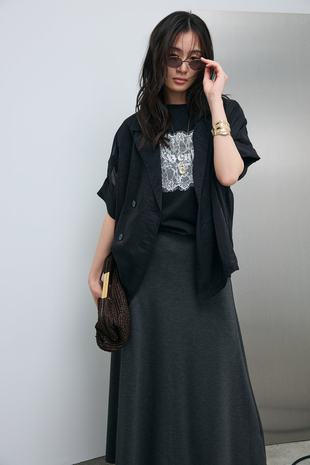 [予約/SET]シアーハーフスリーブジャケット+cooltouchレースロゴ刺繍Tシャツ+ダブルフェイスジャージースカート(3set)