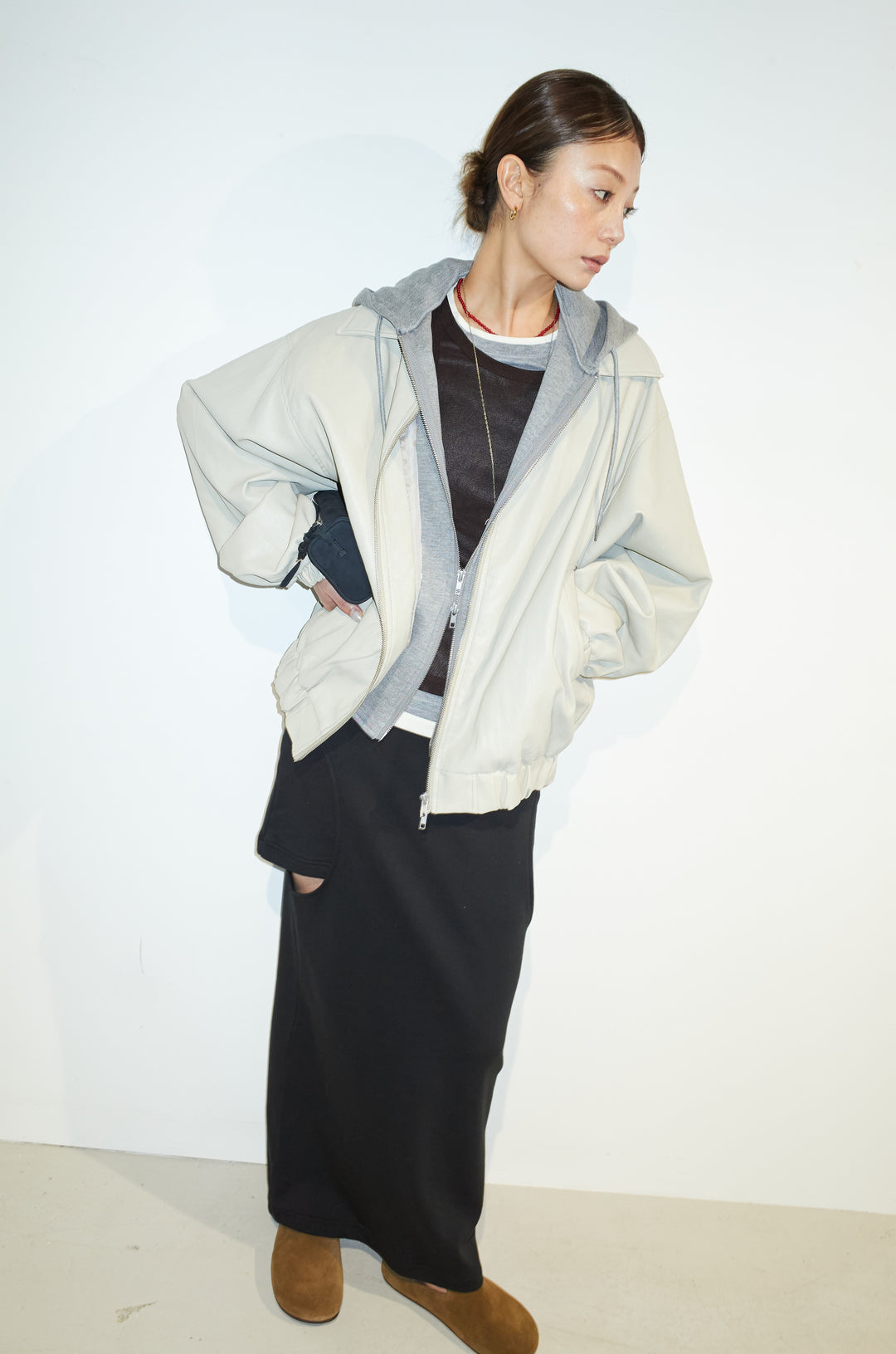 [予約/SET]2WAYデタッチャブルフードフェイクレザーブルゾン+レイヤード風ロングスリーブTシャツ＆シアータンクSET+裏毛スウェットレイヤードスカート(3set)