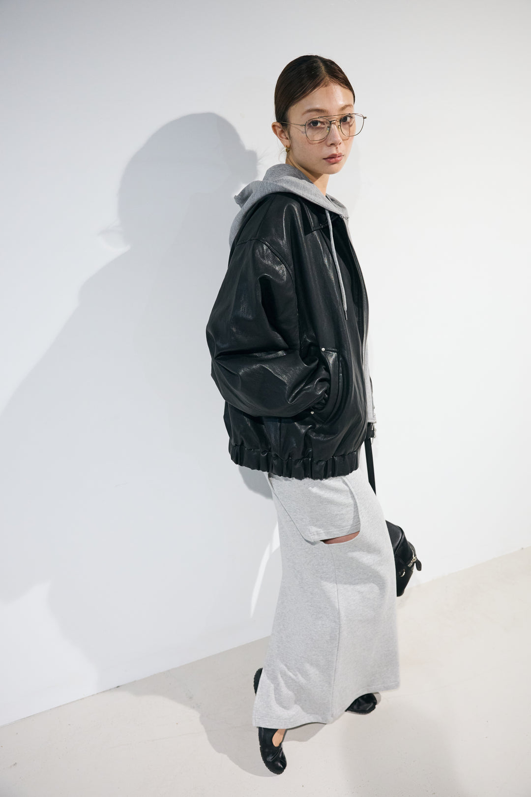 [予約/SET]2WAYデタッチャブルフードフェイクレザーブルゾン+レイヤード風ロングスリーブTシャツ＆シアータンクSET+裏毛スウェットレイヤードスカート(3set)