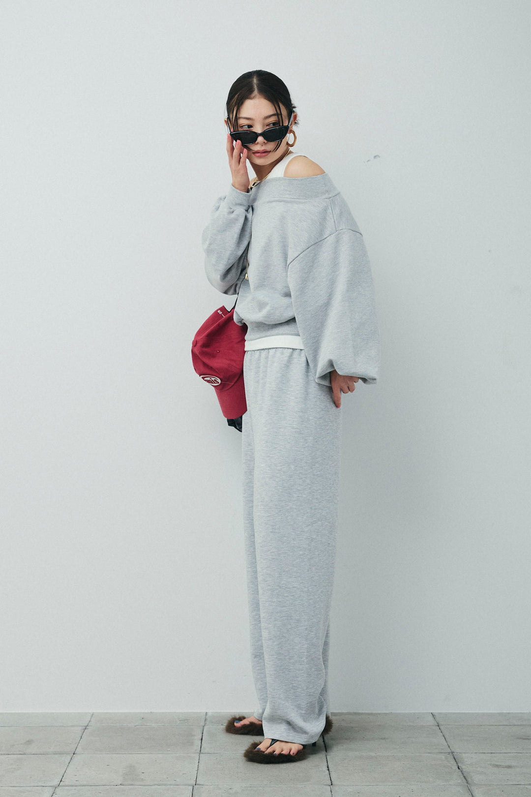 [予約/SET]裏毛オフショルプルオーバー+ストレートスウェットパンツ(2set)