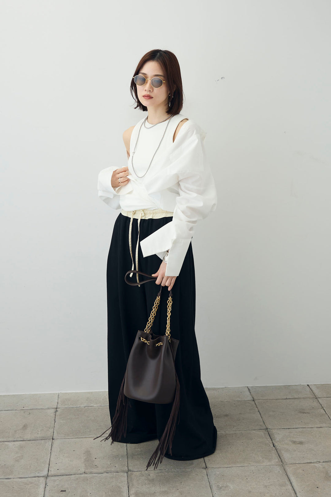 [予約/SET]カップ付きアメスリタンク+ビッグカフスオーバーサイズシャツ+ダブルウエストスウェットパンツ(3set)