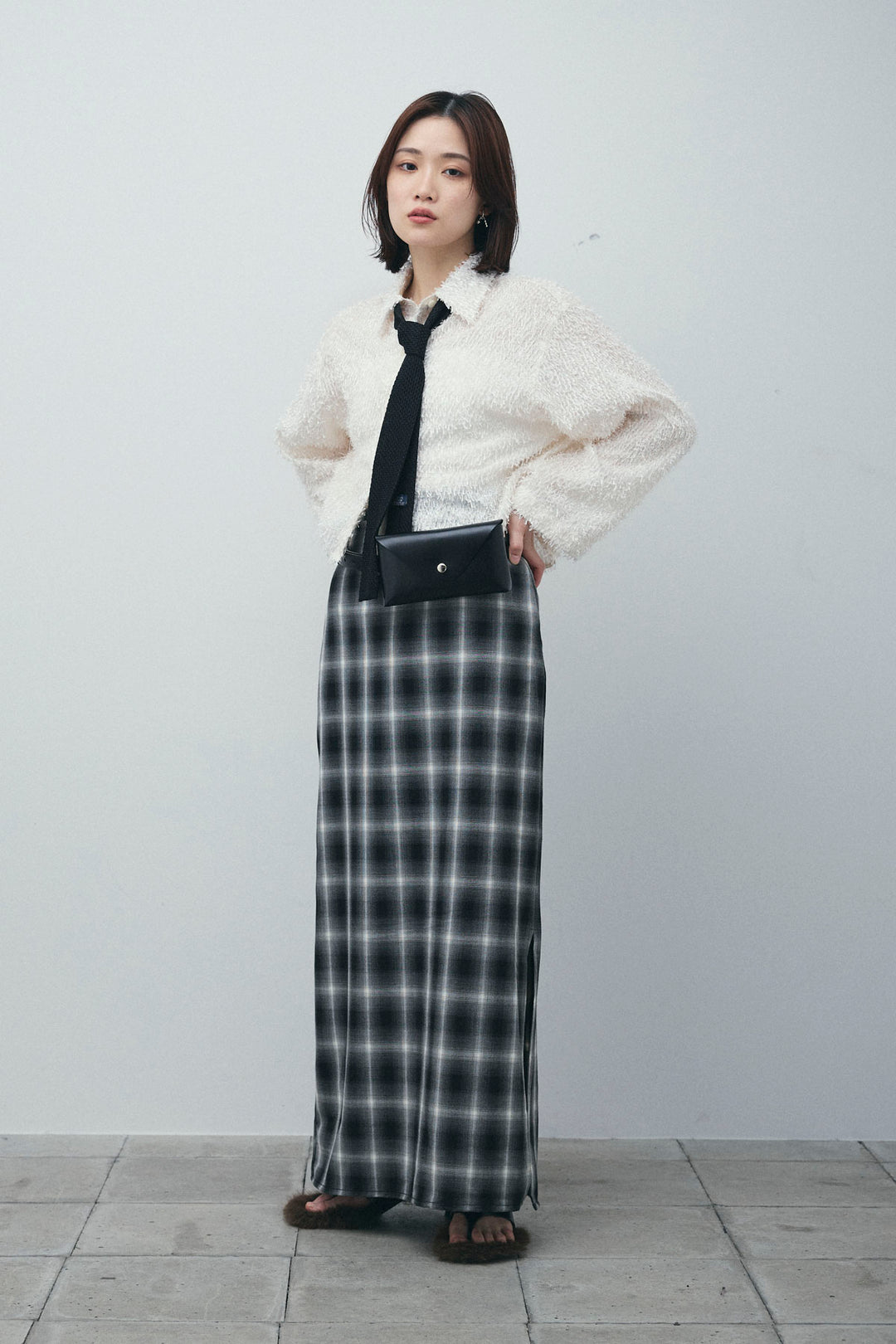 [予約/SET]フェザークロップドシャツ+シルクニットタイ+チェックストレートスカート(3set)