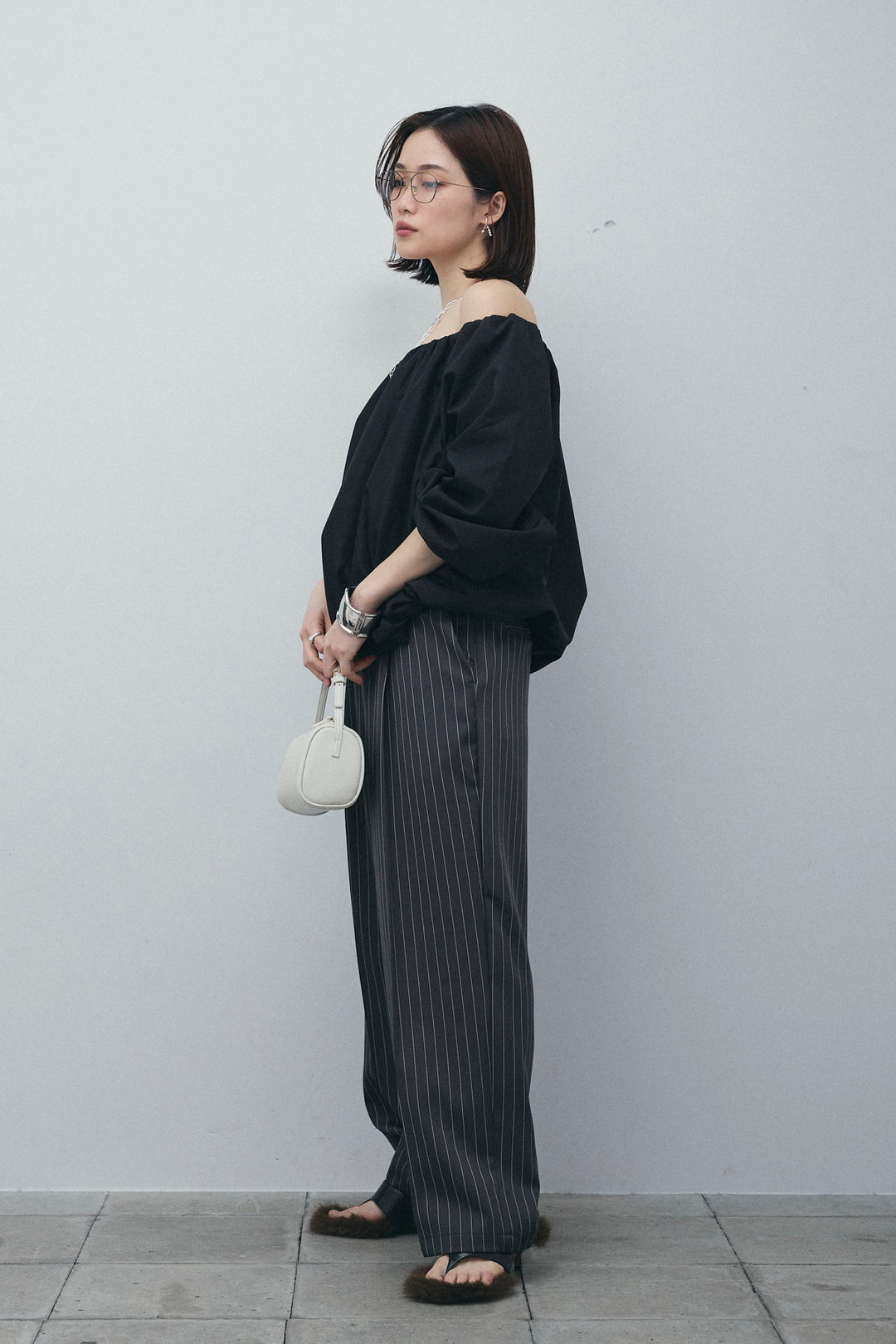 [予約/SET]オフショルバルーンブラウス+ダブルウエストピンストライプパンツ(2set)