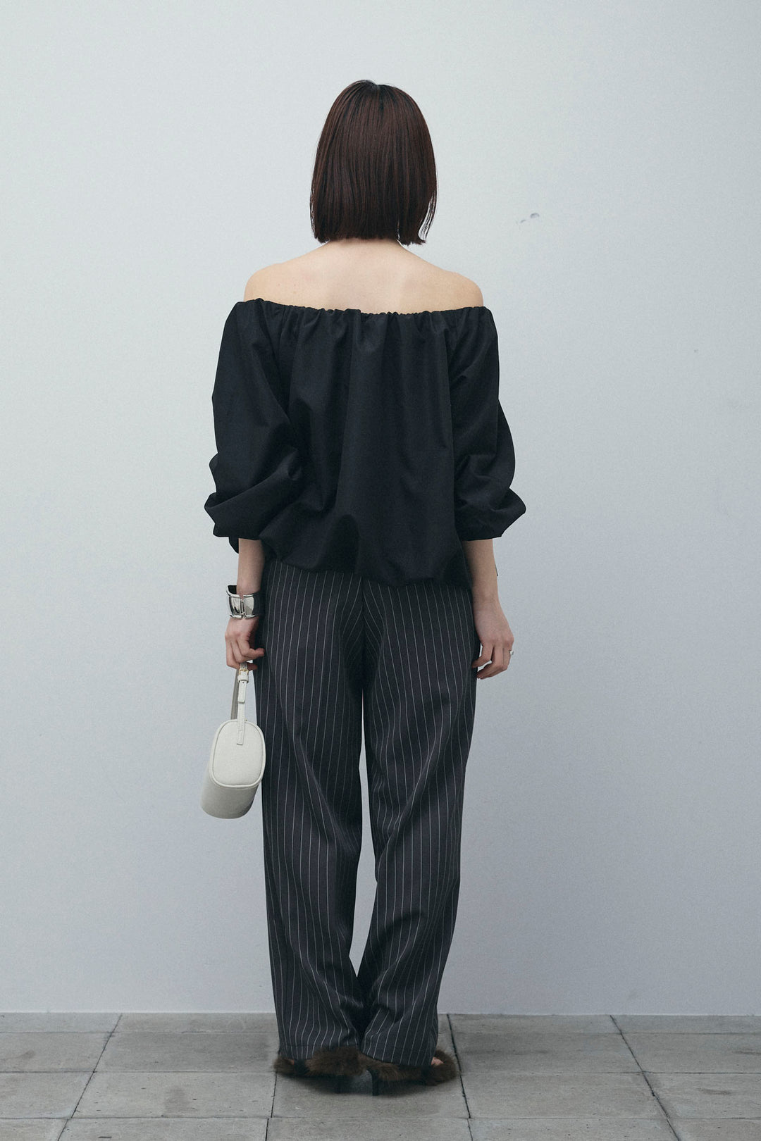 [予約/SET]オフショルバルーンブラウス+ダブルウエストピンストライプパンツ(2set)