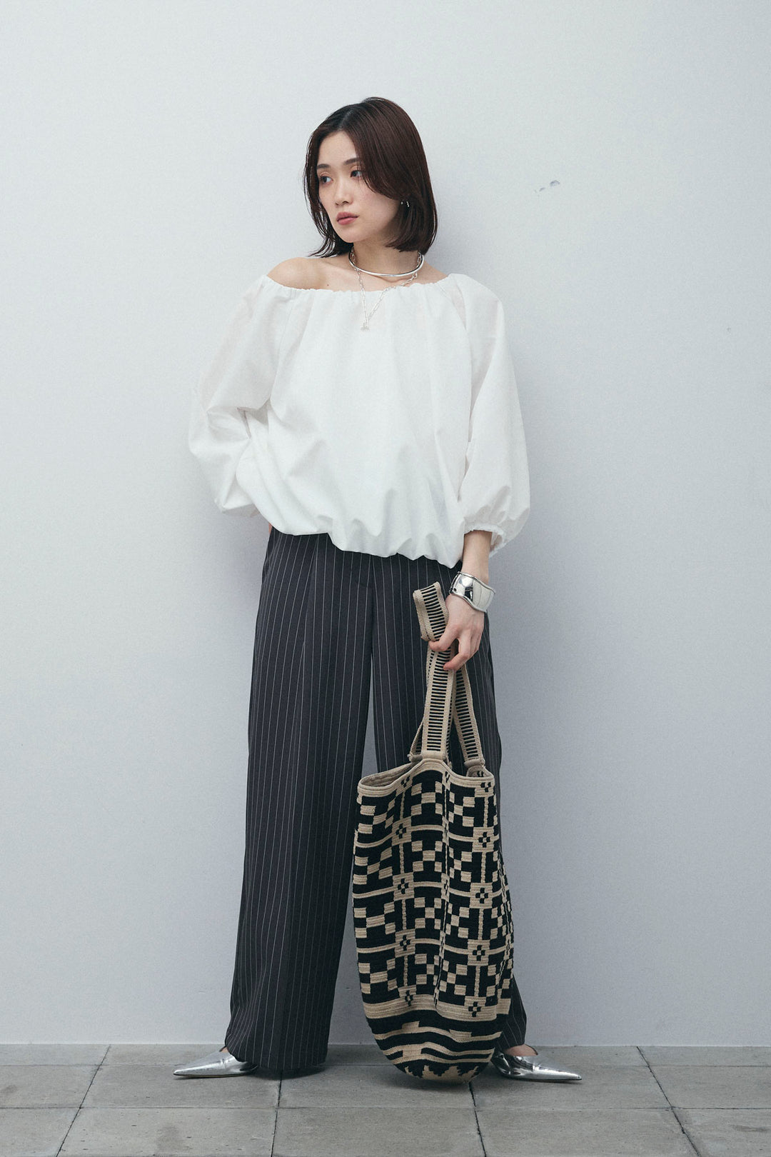 [予約/SET]オフショルバルーンブラウス+ダブルウエストピンストライプパンツ(2set)